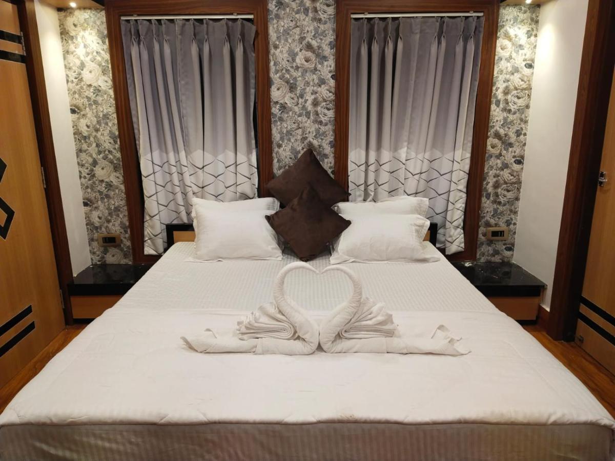 Hotel Charulata Residency Bolpur Esterno foto