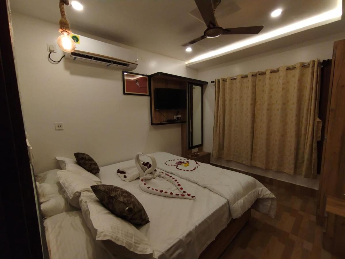 Hotel Charulata Residency Bolpur Esterno foto