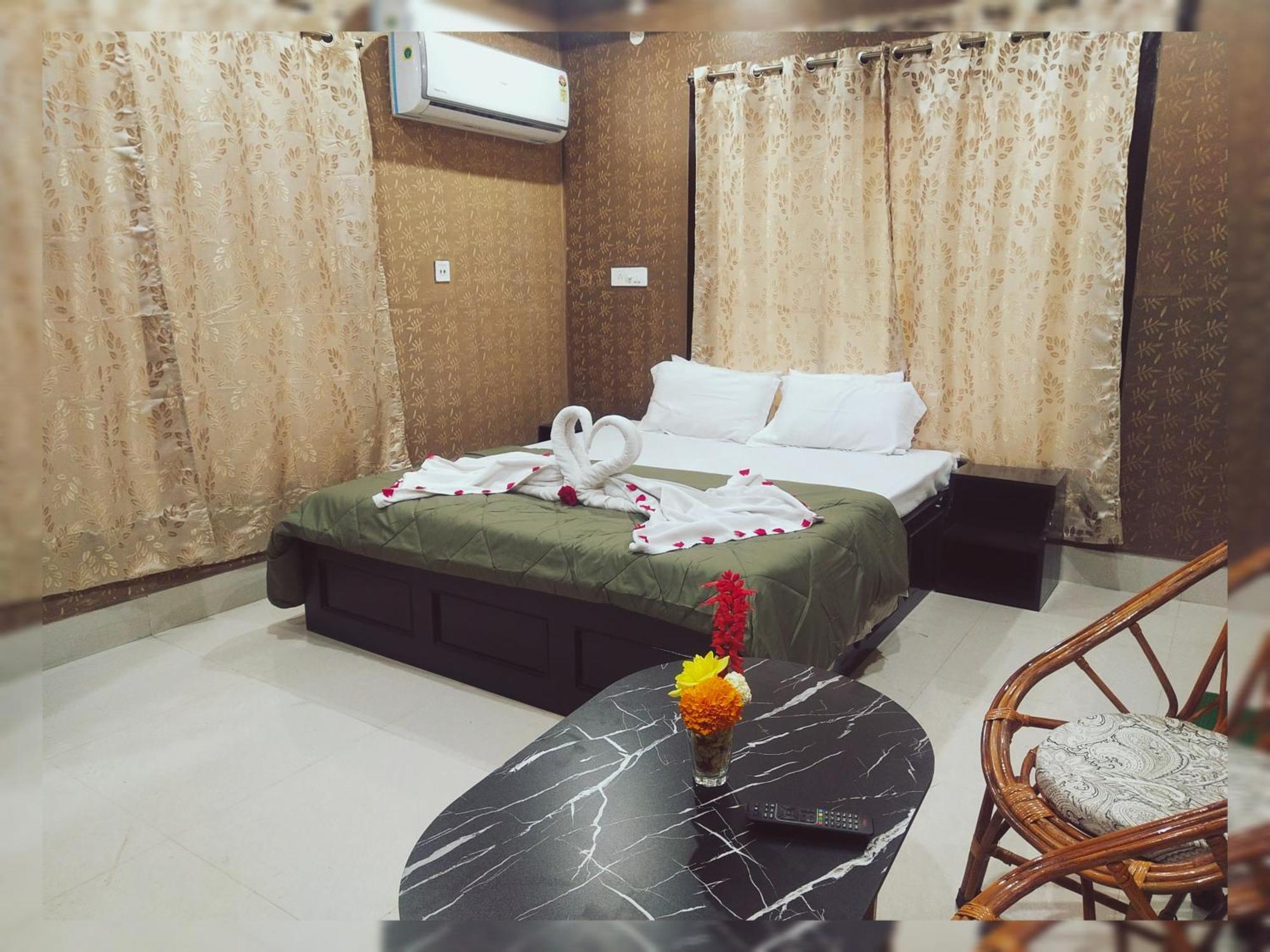 Hotel Charulata Residency Bolpur Esterno foto